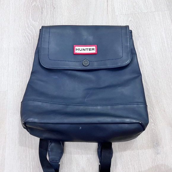 Hunter x Target Limited Edition Navy Water Repellent Backpack - Picture 1 of 12